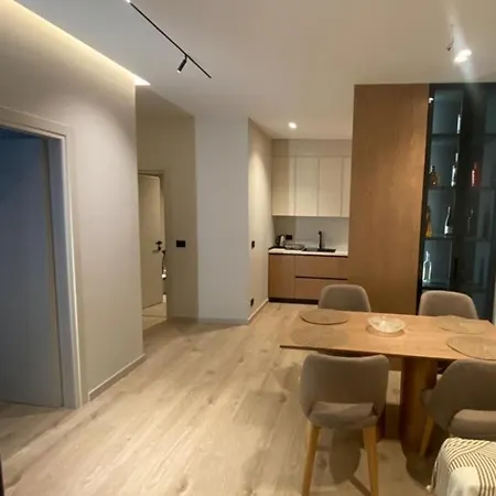 Apartment White Cloud