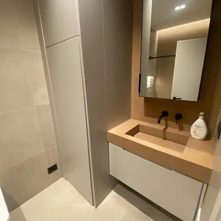 White Cloud Apartment